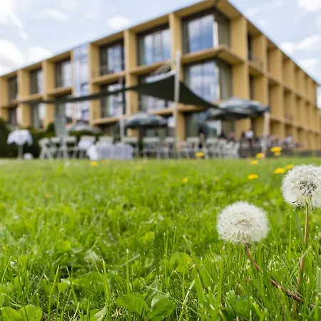 Rugs Am Schlosspark 4*