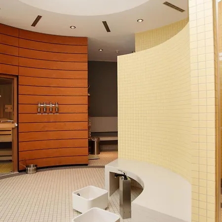 Hotel Rugs Am Schlosspark 4*