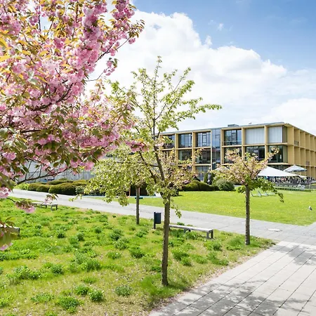 Rugs Am Schlosspark Hotel 4*