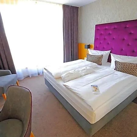Hotel Rugs Am Schlosspark 4*