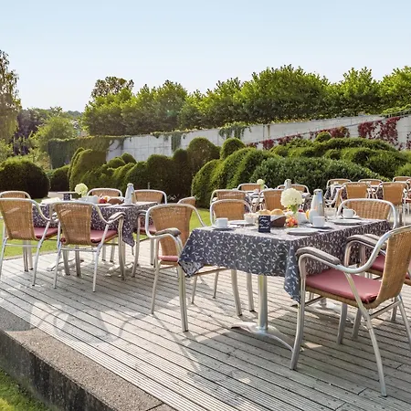 Rugs Am Schlosspark Lichtenwalde