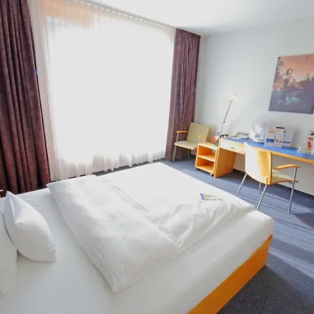 Hotel Rugs Am Schlosspark 4*