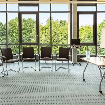 Rugs Am Schlosspark Hotell 4*
