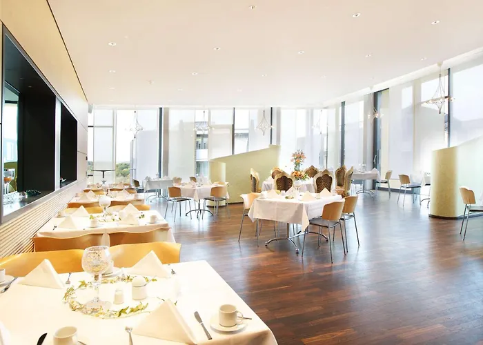 فندق Rugs Am Schlosspark 4*