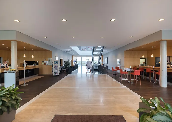 فندق Rugs Am Schlosspark 4*