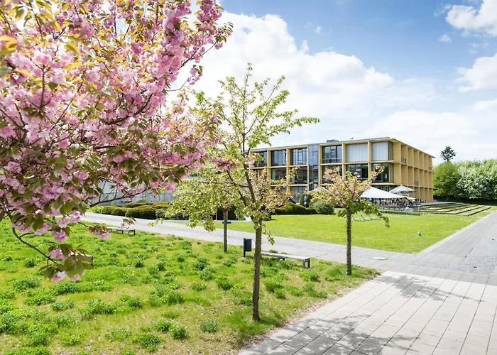 Rugs Am Schlosspark فندق 4*