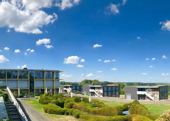 فندق Rugs Am Schlosspark 4*